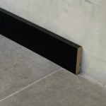 Zócalo Recto Foliado Negro Frigg 7cm MDF Madera Piso Pared 2.75m