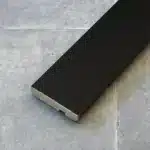 Zócalo Recto Foliado Negro Frigg 7cm MDF Madera Piso Pared 2.75m - Imagen 2