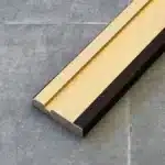 Zócalo Recto Foliado Negro Frigg 7cm MDF Madera Piso Pared 2.75m - Imagen 3