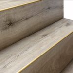 Guardacanto para Piso Vinílico Step Atrim 23 mm Aluminio Oro Mate